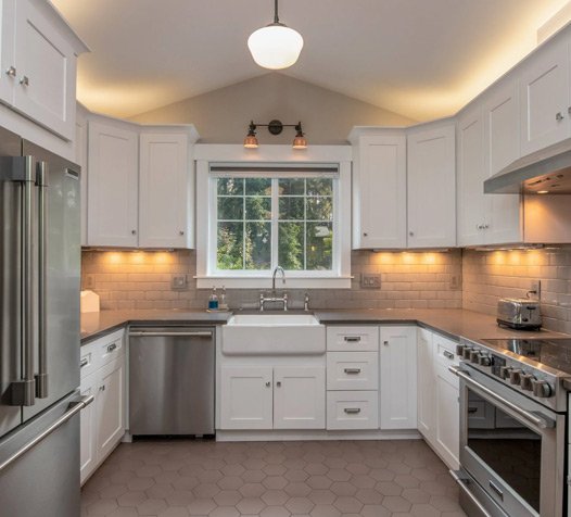 Kitchen cabinet and storage planning ideas for a Sacramento kitchen remodel